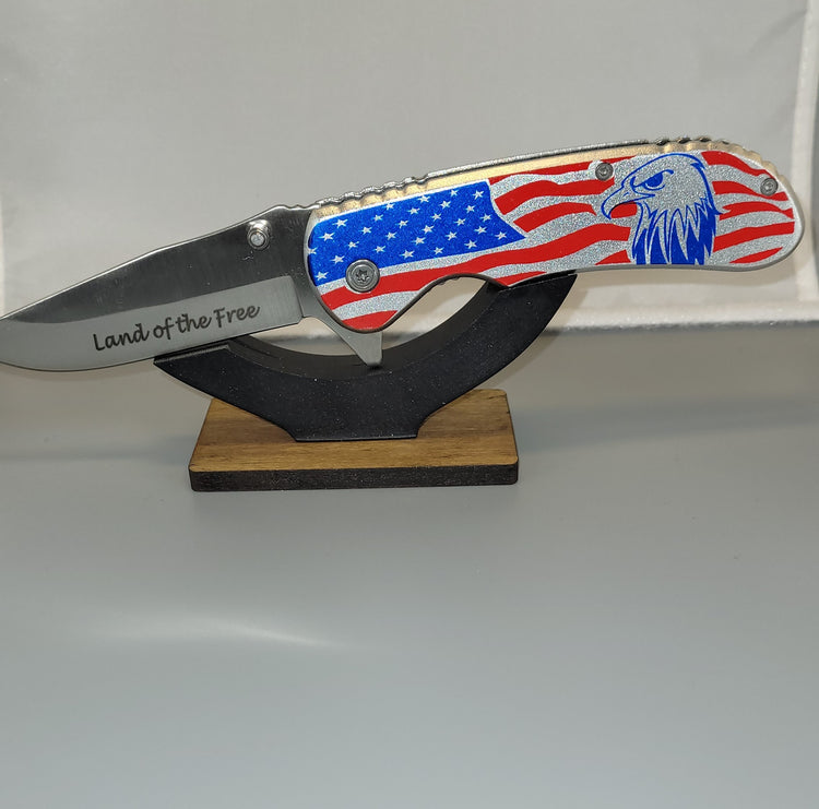 Patriotic theme knives